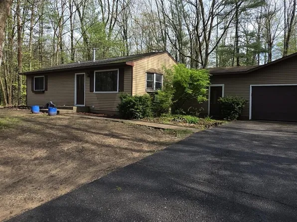 1301 Innwood N, Interlochen, MI 49643