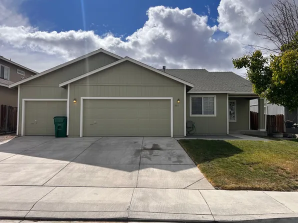 541 Summer St, Fernley, NV 89408