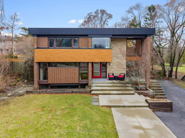 8 Foxdale Ct, Toronto, ON M2K 2P2
