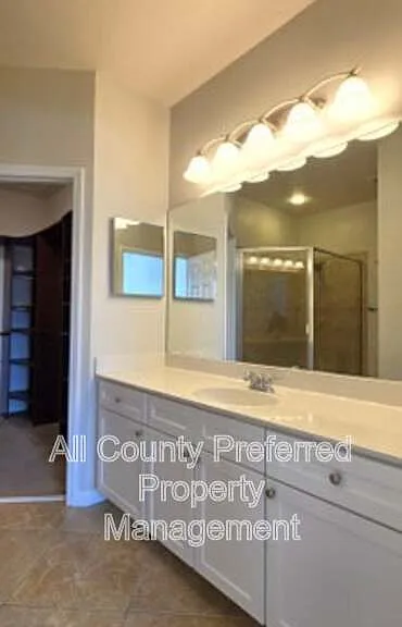 1390 Lara Cir #102 — Photo 10