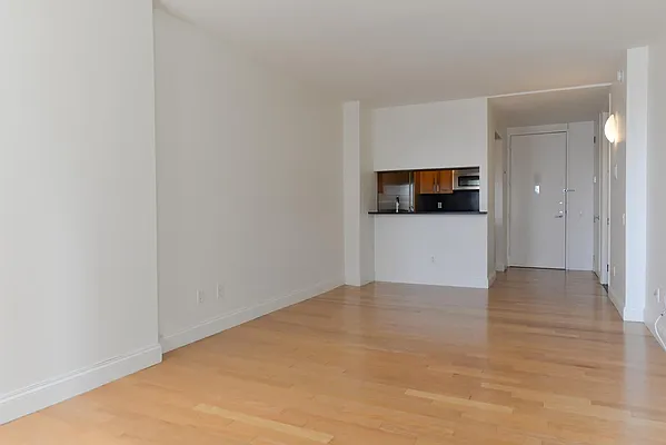 Rented by 212 Consulting Corp | media 25
