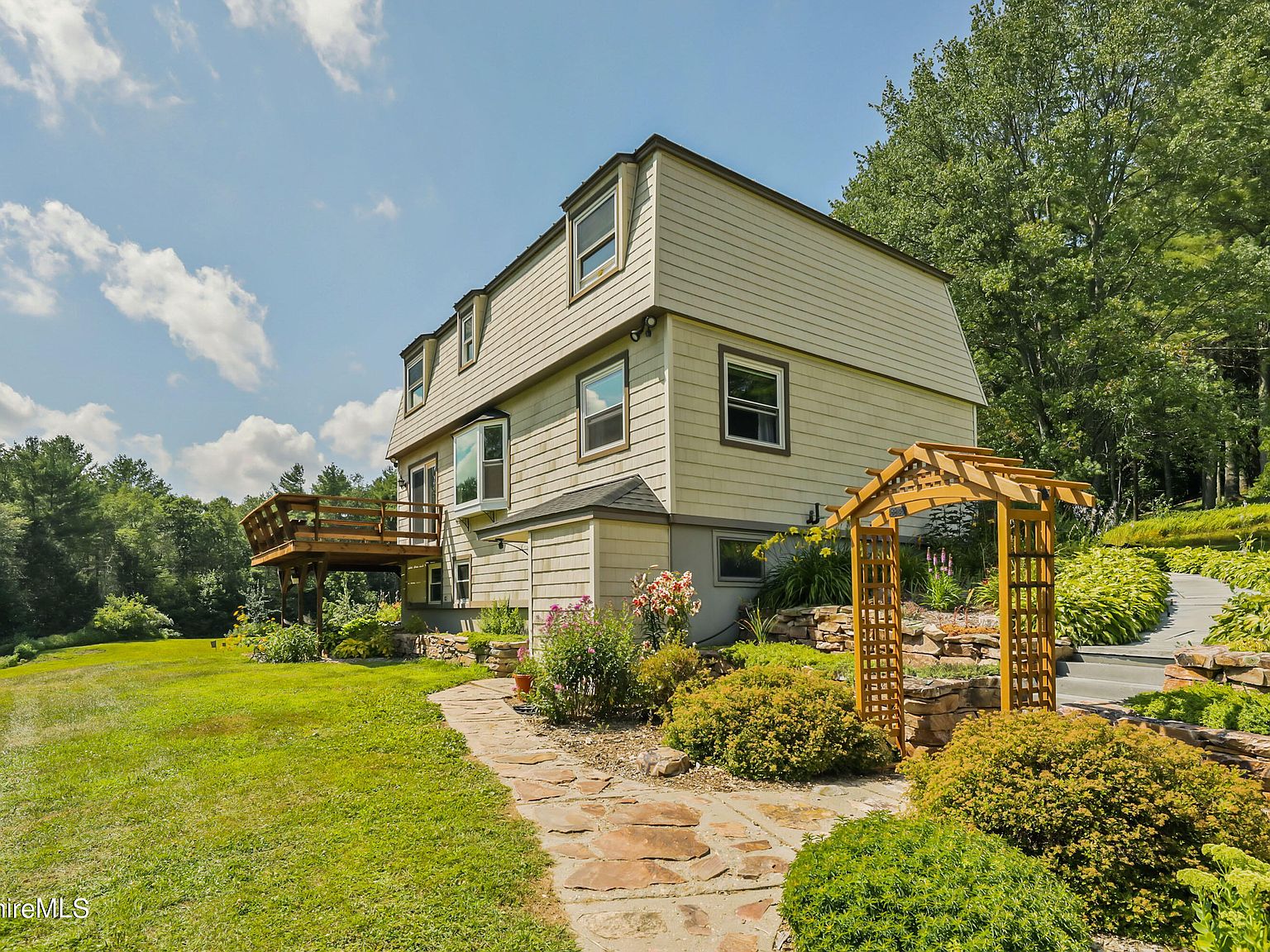 129 Upper Valley Rd, Washington, MA 01223 Zillow