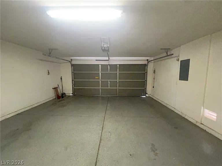 220 Stagecoach Flats Ave — Photo 33