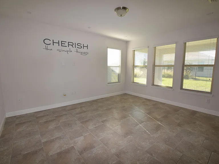 10284 Atwater Bay Dr — Photo 7