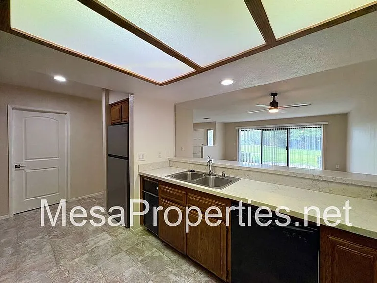 13316 Makai Ct #7 — Photo 10