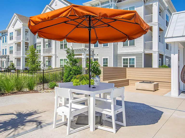 Middle Sound West Apartments — Photo 15