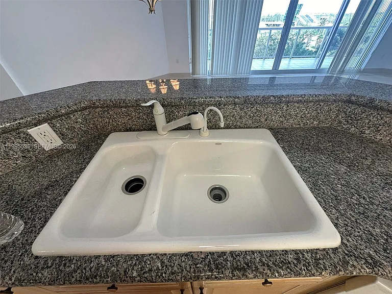 6001 N Ocean Dr #503 — Photo 43