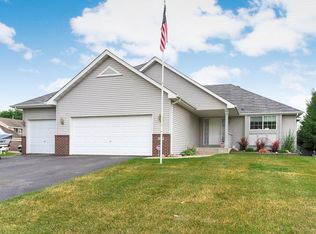 2201 Wildflower Ct, Buffalo, MN 55313