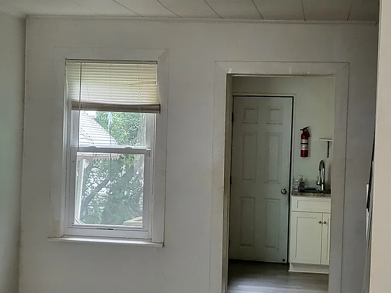1217 Cotton St — Photo 3