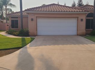 178 Twins Ct #178, Reedley, CA 93654