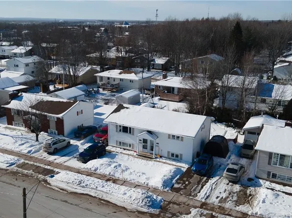 218 Ayer Ave #216, Moncton, NB E1C 8G8