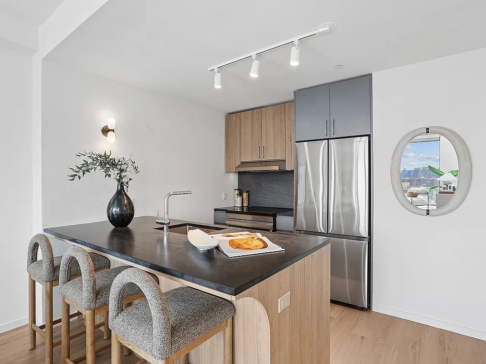 1st image of 55 Willoughby St #15G