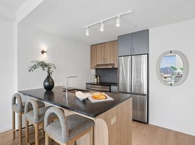 55 Willoughby St