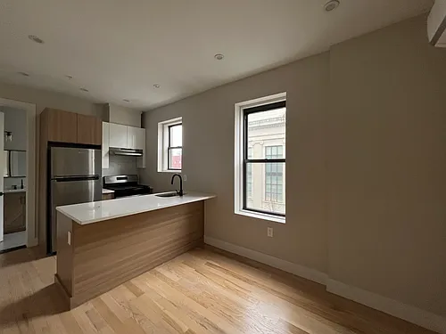 108 Lembeck Ave #22 Photo 1