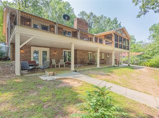 221 Stelling Dr, Townville, SC 29689