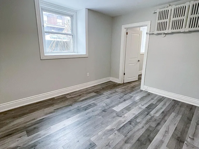 345 Gladstone Ave #1 — Photo 15
