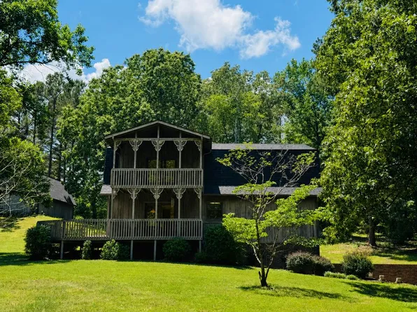 345 Beech Ln, Buchanan, TN 38222