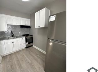 1118 Gleneagle Rd #B, Baltimore, MD 21239