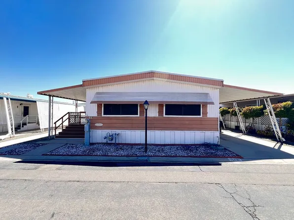 1895 W Devonshire Ave Space 143, Hemet, CA 92545