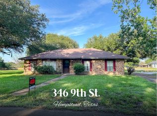 346 9th St, Hempstead, TX 77445
