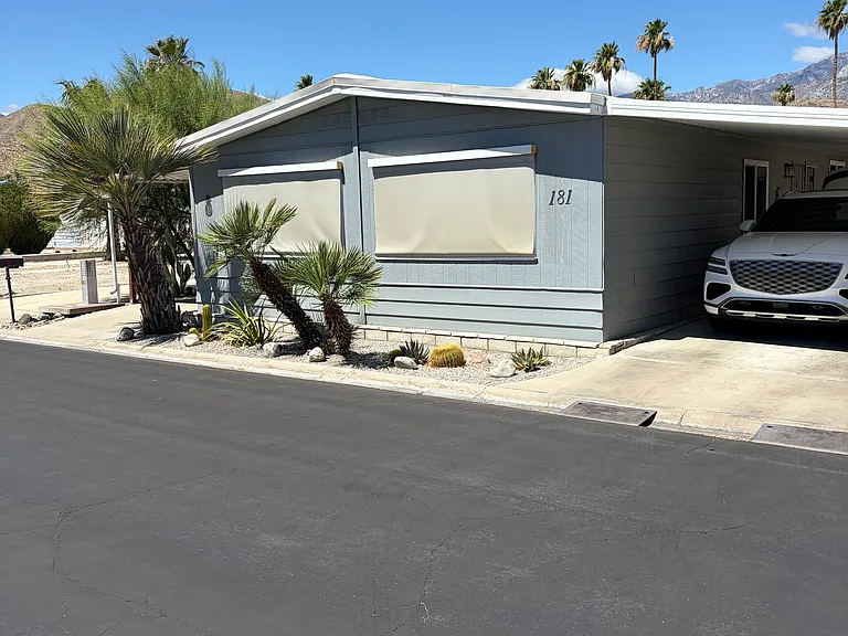 181 Club Circle Dr — Photo 1