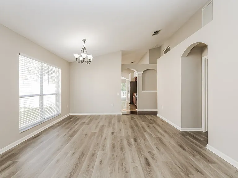 5920 Count Turf Ln — Photo 3