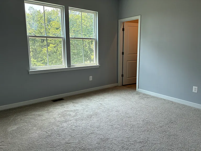 2062 Whithorn Hl — Photo 42
