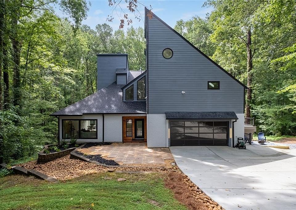 1st image of 2489 Woodfern Ct