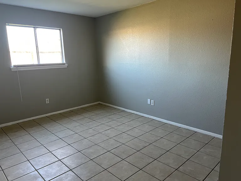 917 Quetzal St #1 — Photo 4