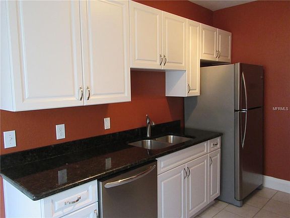4th image of 3502 N Arlington Ave