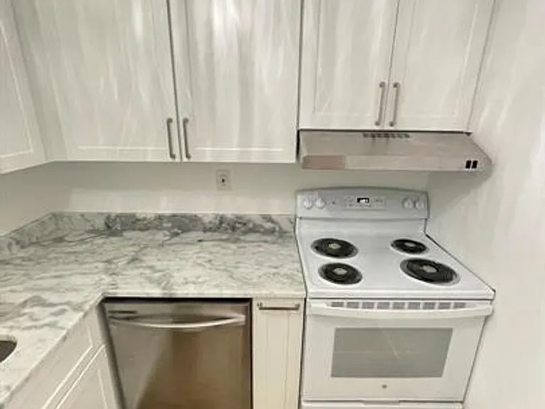 1021 Arlington Blvd #748E — Photo 8