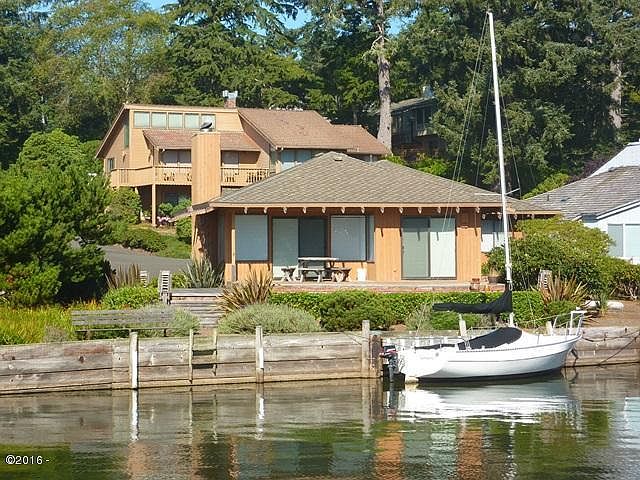 1st image of 1132 NE West Lagoon Dr