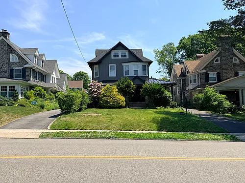 123 Bryn Mawr Ave Photo 1