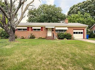 727 Mayland Dr, Newport News, VA 23601