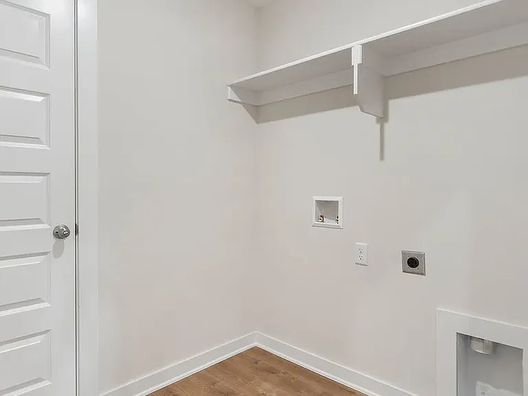 4791 W Folsom St — Photo 14
