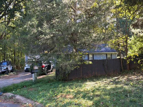 140 Valley Rd, Stockbridge, GA 30281