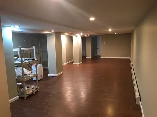 Rented by Premier Metro Realty Corp | media 33