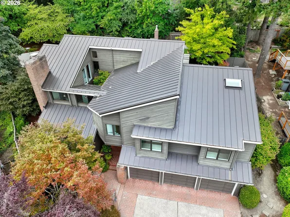 4393 Sundew Ct, Lake Oswego, OR 97035