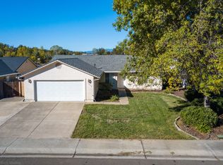 5462 Mill Pond Ln, Redding, CA 96001
