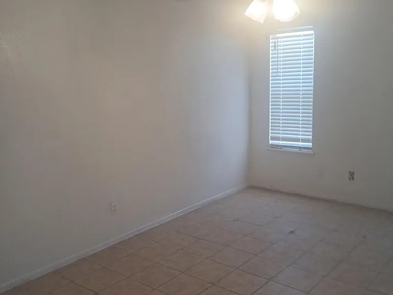 6057 Morning Glory Cir — Photo 8
