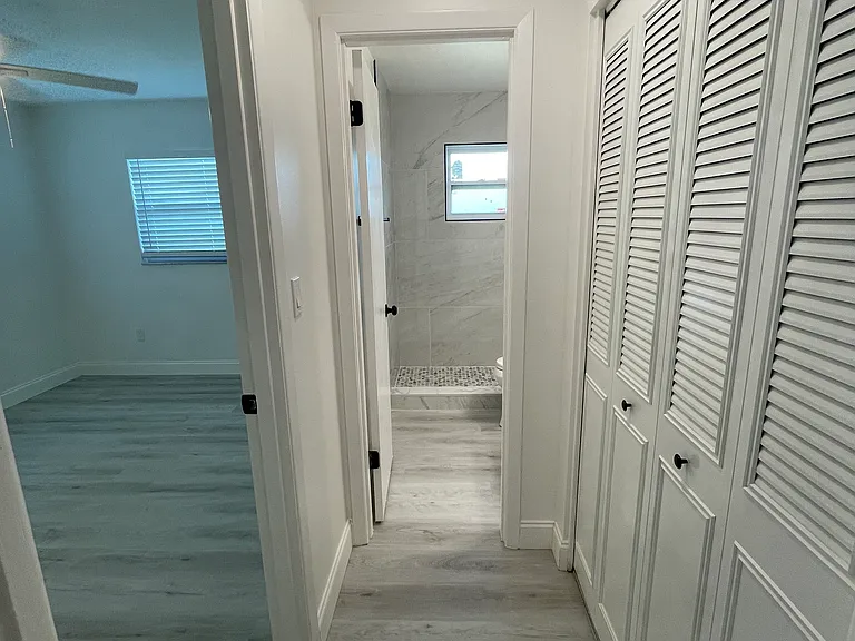 5025 Granada Blvd — Photo 5
