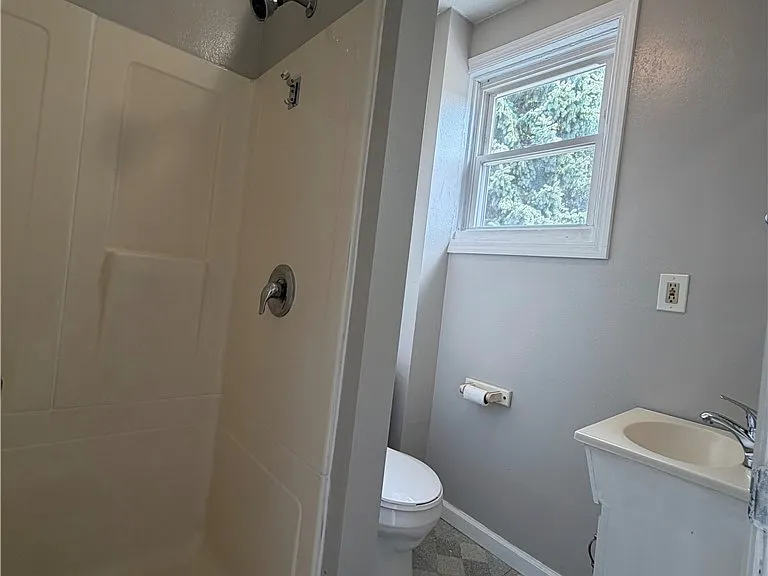 435 Kismet St #2 — Photo 7