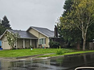 3867 N Clarey St, Eugene, OR 97402