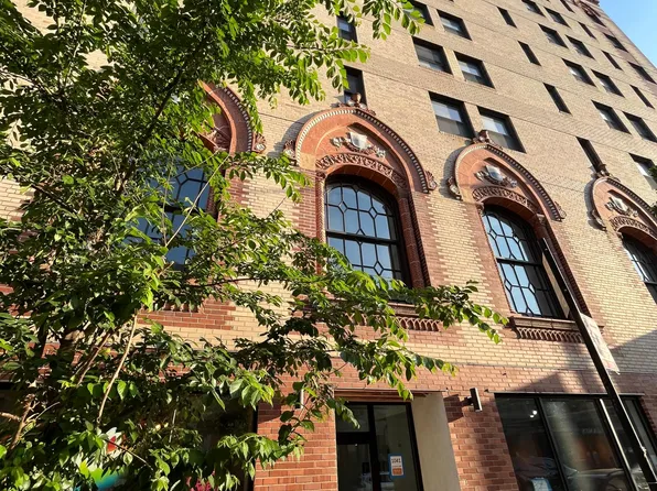Lawrence Lofts