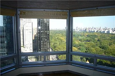 Rented by Domus Realty