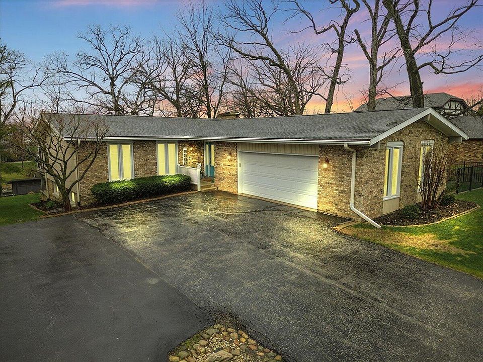 1st image of 2437 E Lake Shore Dr