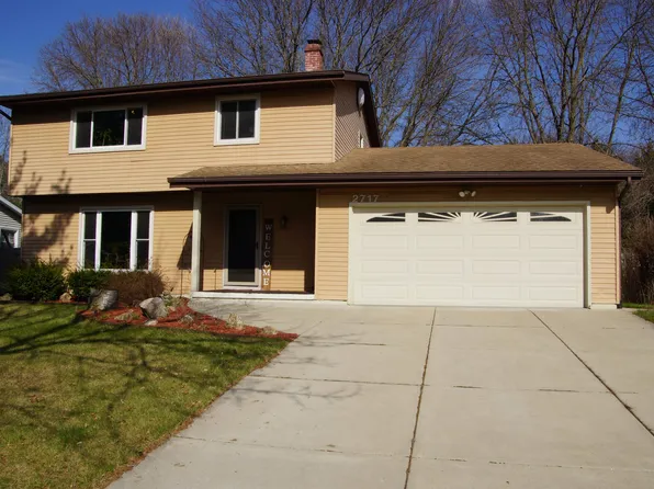 2717 Whitlock Rd, Madison, WI 53719