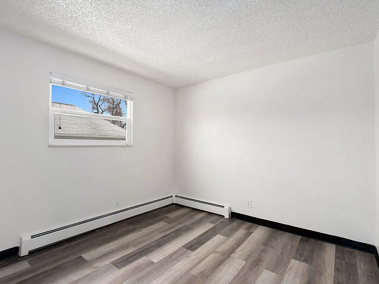 1931 11th Avenue — Photo 21