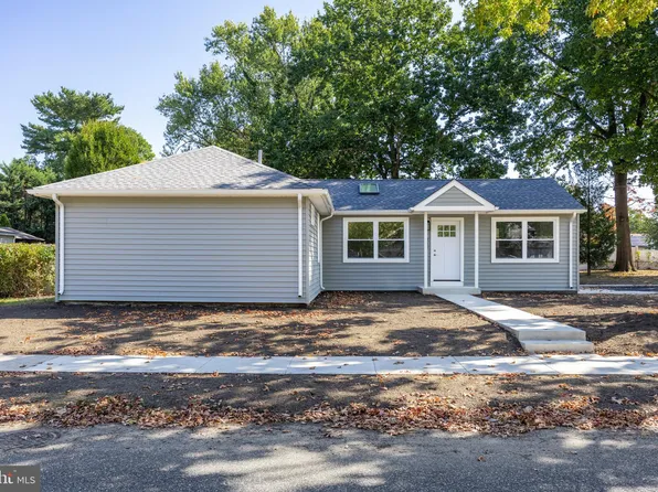 210 Summit Ave, Deptford, NJ 08096