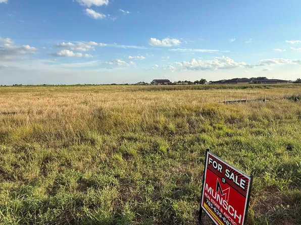 0 E 9th St, Hays, KS 67601